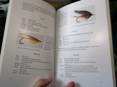 Fly patterns Fly patterns